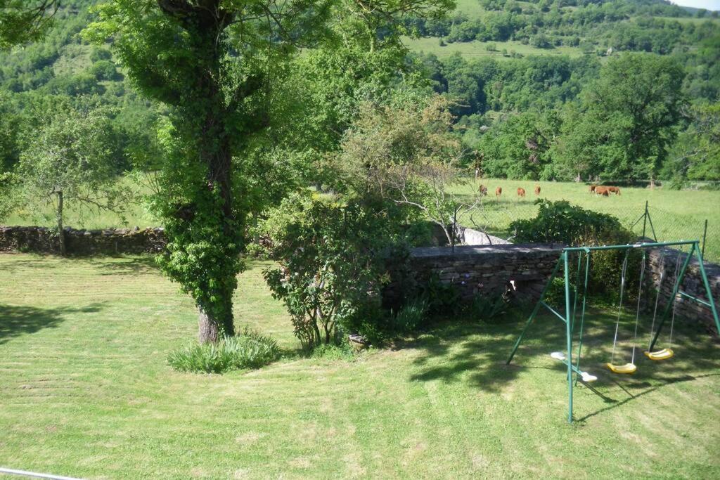 Вилла La Truffiere Castelnau-de-Mandailles Экстерьер фото
